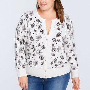 Two Twenty Five Floral Cardigan White Knit Snap Front Cottage Preppy